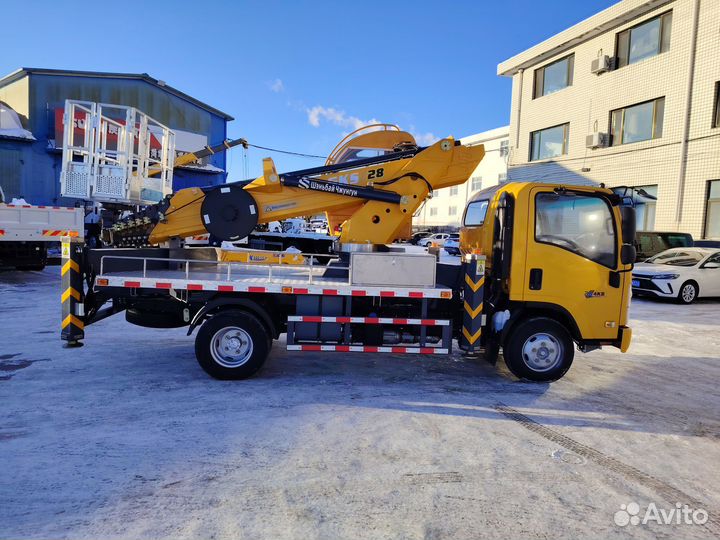 Автовышка 28 метров с кабиной