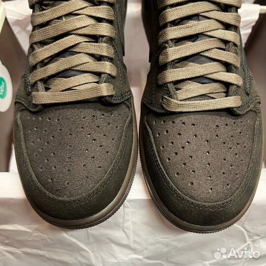 Travis Scott x Jordan 1 Low Velvet Brown (6.5us)