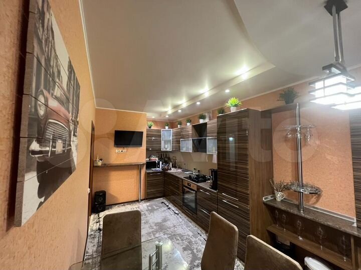 3-к. квартира, 83,6 м², 8/8 эт.