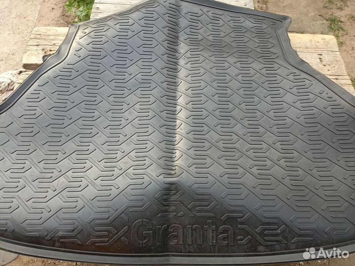 Коврики в салон и в багажник