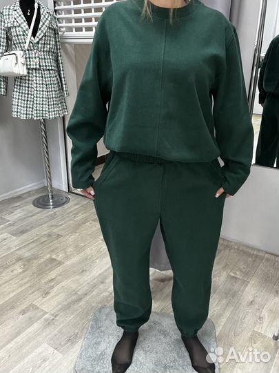 Спортивный костюм женский новый