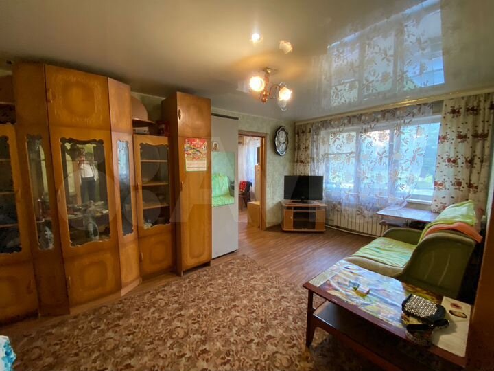 2-к. квартира, 43,8 м², 1/3 эт.
