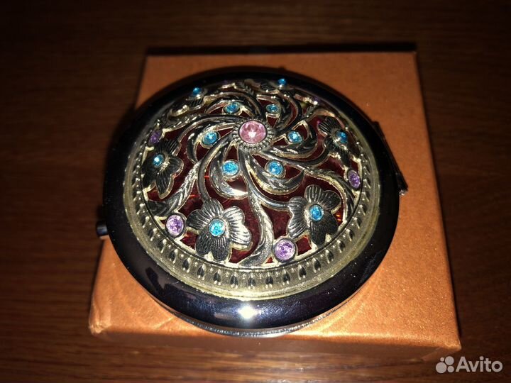 Зеркало карманное