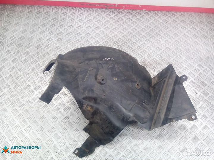 Защита арок передняя правая (подкрылок)