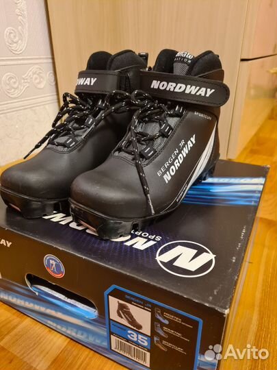 Лыжные ботинки 35 размер