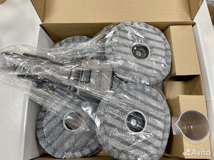 Насадка для пылесоса (Элетрошвабра) Dyson v10