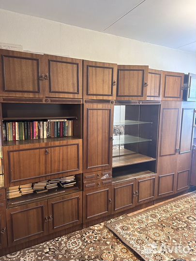 Стенка в гостиную