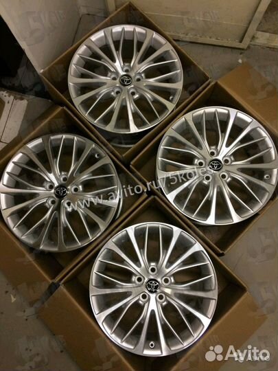 Литые диски на Toyota Camry R17