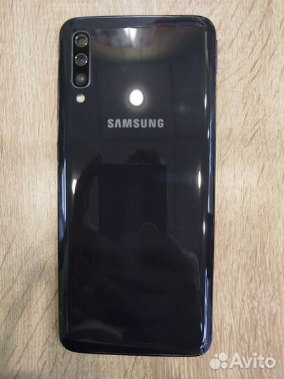 Samsung Galaxy A70, 6/128 ГБ