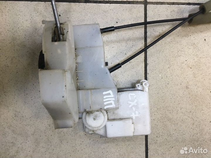 Замок дверной передний правый Mazda Cx-7