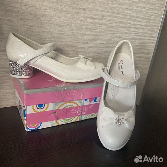 Нарядные туфли для девочки