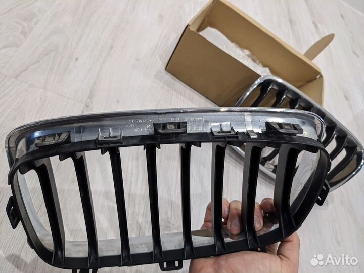 Решетки радиатора (ноздри) BMW F20 дорест