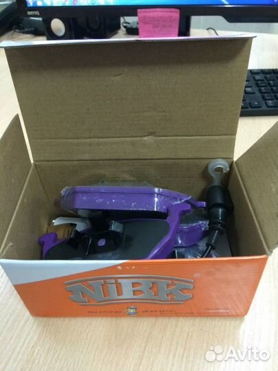 Колодки передние VW Golf,Jetta,skoda Octavia