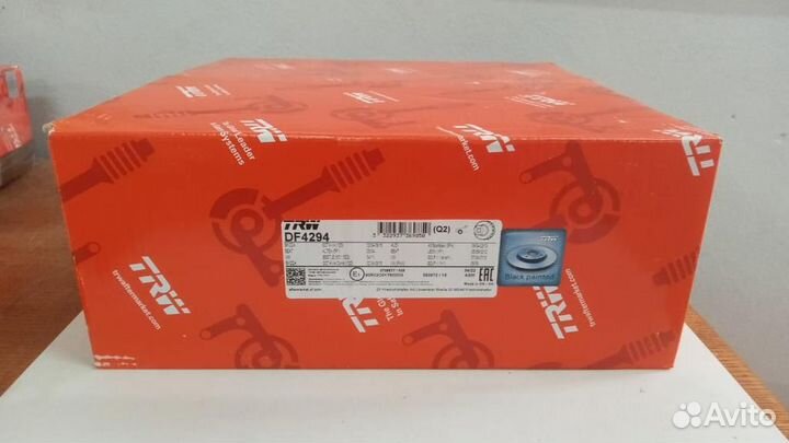 Диск передний тормозной VAG TRW DF4294