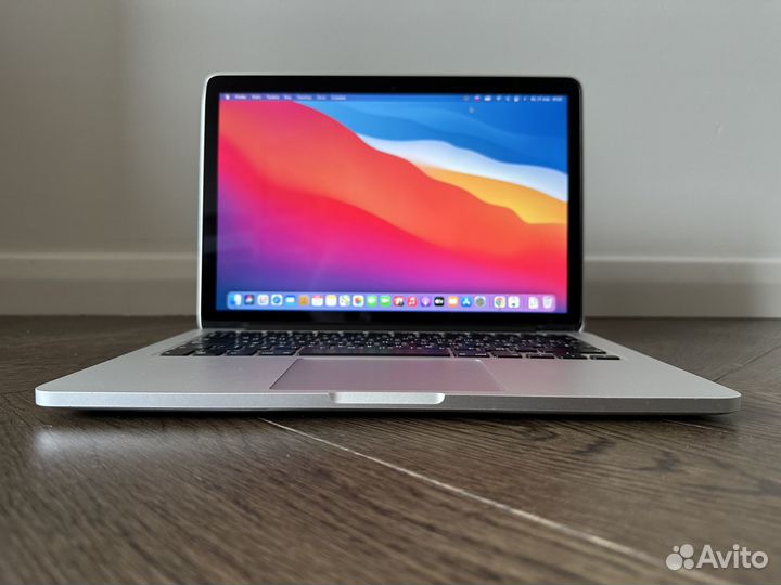 Apple MacBook Pro 13 2014 4/128gb Retina/Новый АКБ