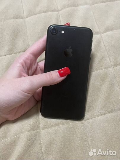 iPhone 7, 32 ГБ