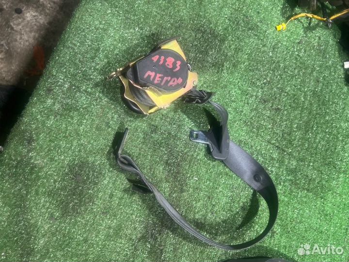 Ремень безопасности задний левый Рено Меган K4M