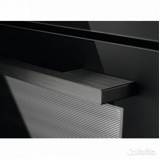 Духовой шкаф Electrolux kvlae00WT