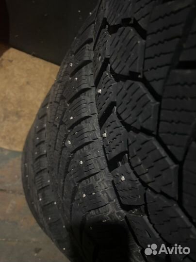 Gislaved Nord Frost 200 225/65 R17