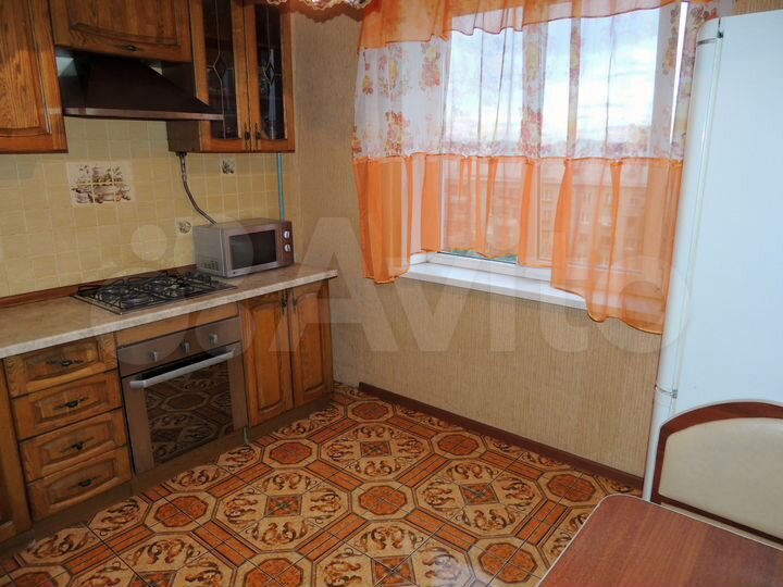 2-к. квартира, 54 м², 6/9 эт.