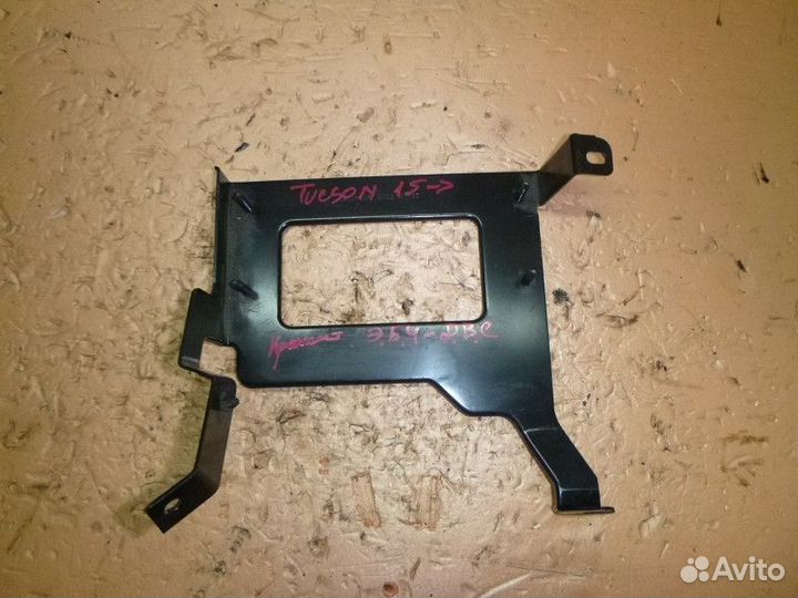 Кронштейн hyundai tucson 2015