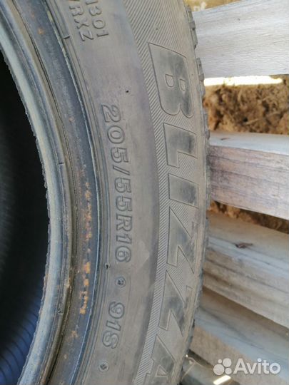 Bridgestone Blizzak VRX 205/55 R16