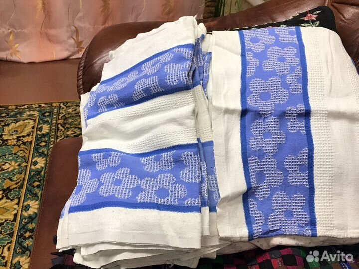 Полотенца хб, махровые бу в50х80