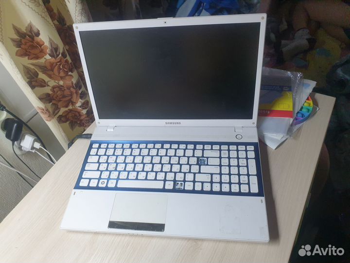 Ноутбук samsung np300v5a