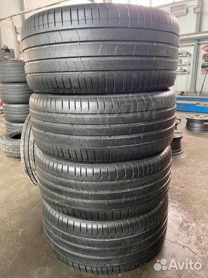 Pirelli P Zero 275/40 R21 и 315/35 R21