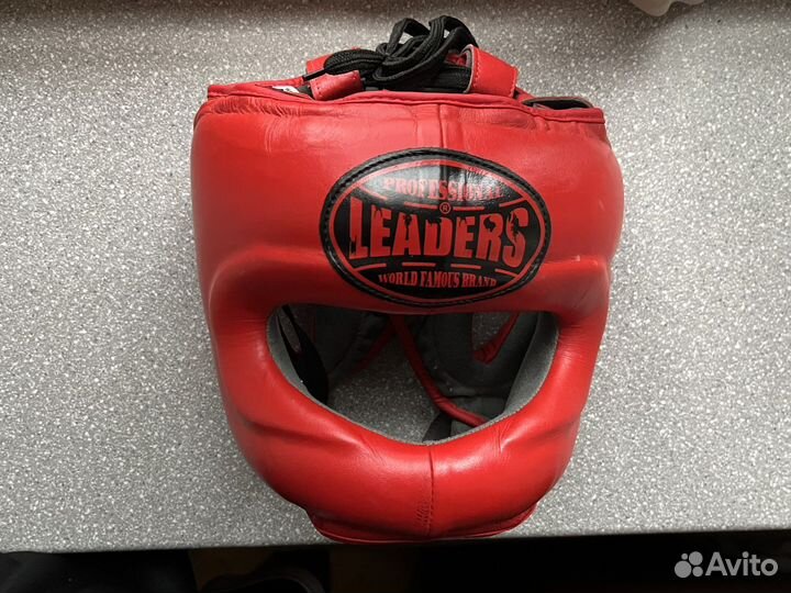 Боксерский шлем Leaders с бампером