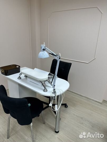 Аренда места для мастера маникюра