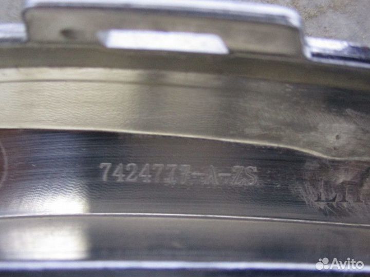 Решетка в бампер левая BMW X2 (F39)