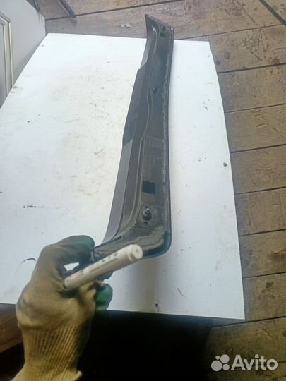 Спойлер крышки багажника golf 3