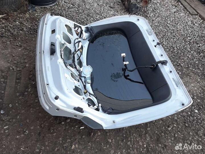 Крышка багажника дверь Хендай i40 унив. оригинал