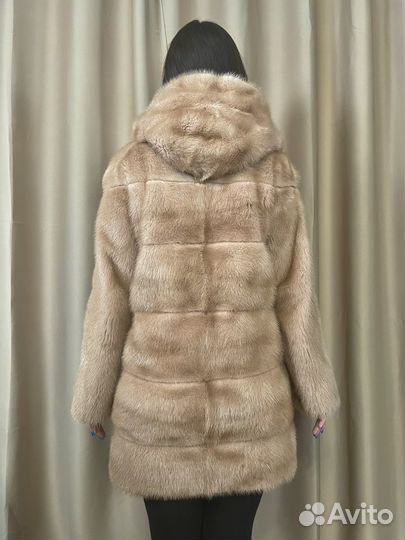 Шуба норковая с капюшоном