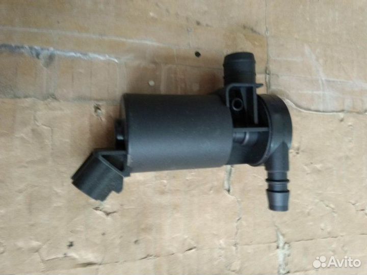 Мотор омывателя Toyota Camry