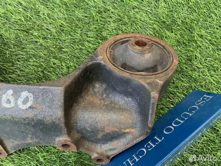 Подушка заднего редуктора передняя Suzuki