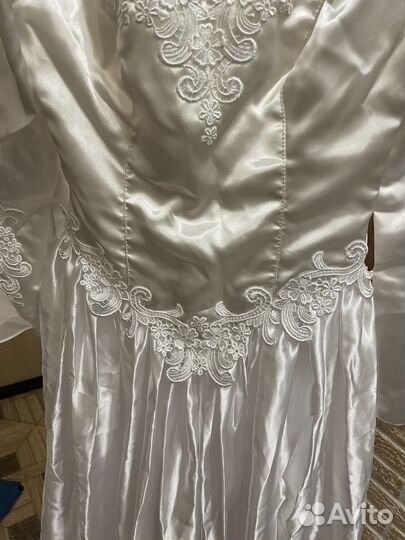 Платье свадебное