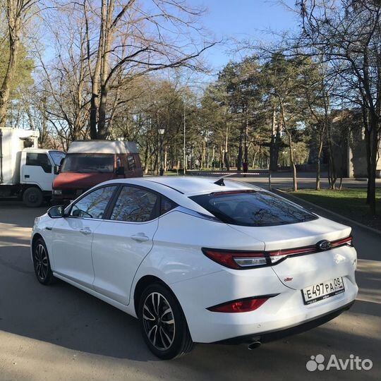 Аренда авто под такси автомобиль Jac