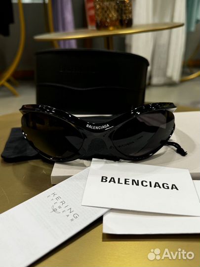 Очки Balenciaga в наличии Dynamo Round черные