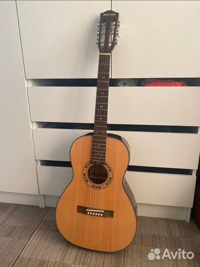 Акустическая гитара martinez