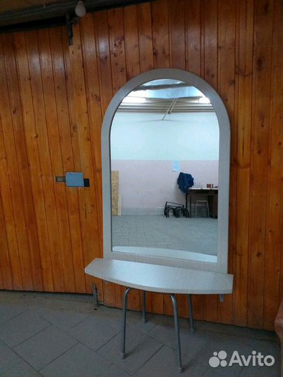 Зеркало С полкой