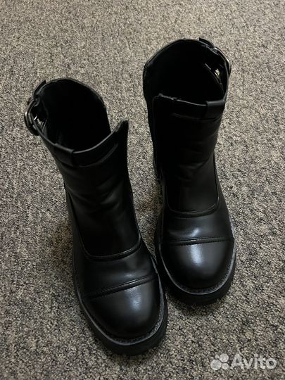Ботинки женские демисезонные 39 размер