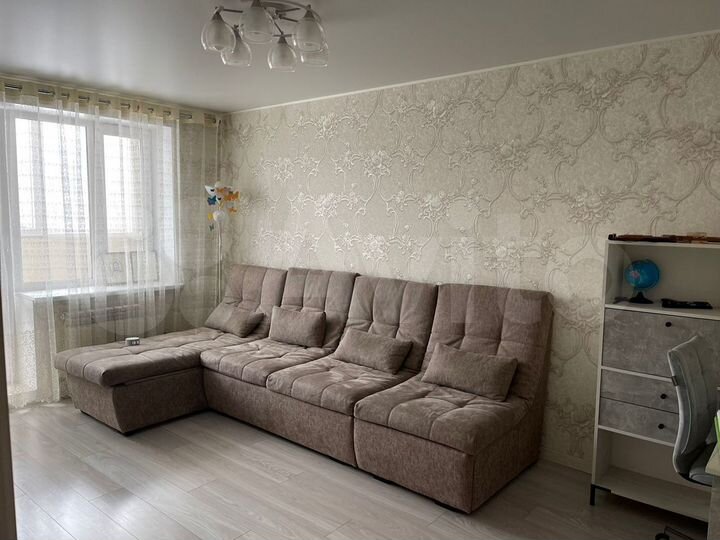 2-к. квартира, 56 м², 2/5 эт.