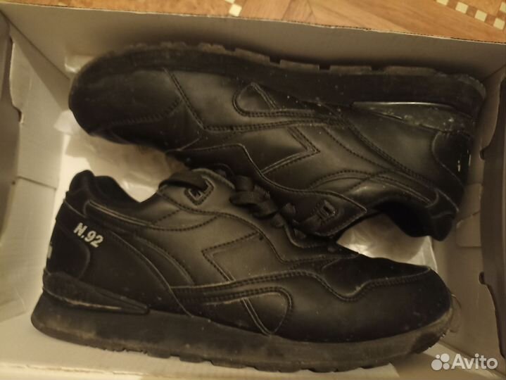 Кроссовки мужские 42 размер