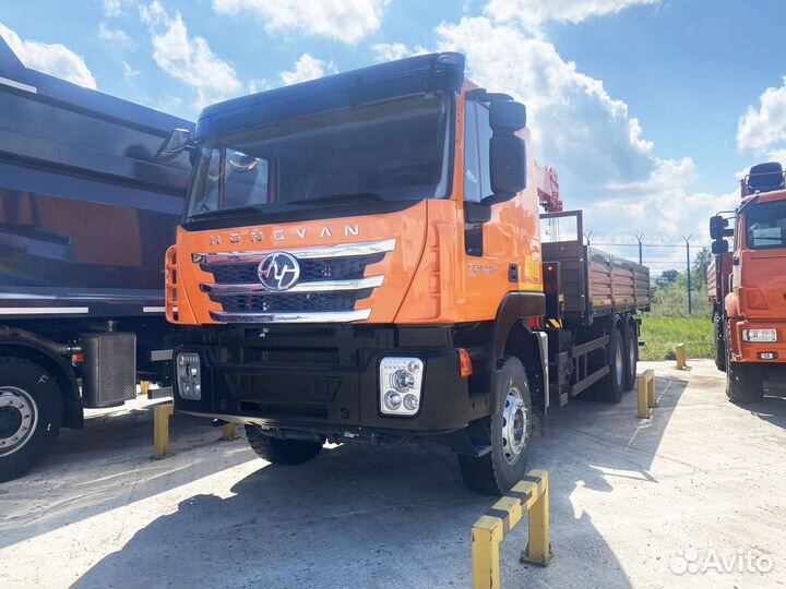 IVECO-Hongyan CQ3346HV39D с КМУ, 2023