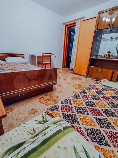 Комната 10 м² в 2-к., 1/2 эт.