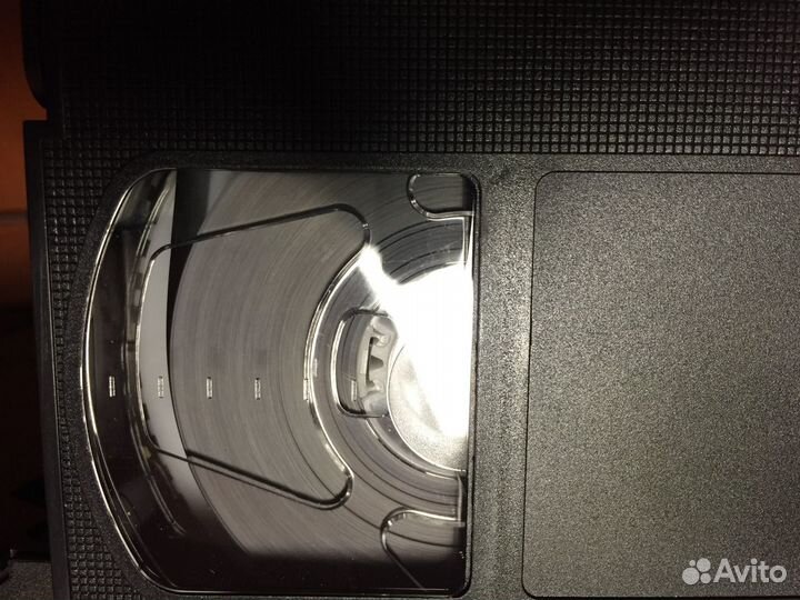 Видеокассета VHS за 10 штук