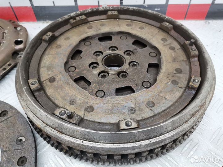 Маховик (демпфер сцепления) для Renault Megane 3