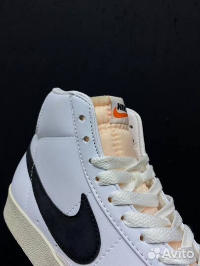 Кроссовки женские Nike Blazer Mid 77 White Black